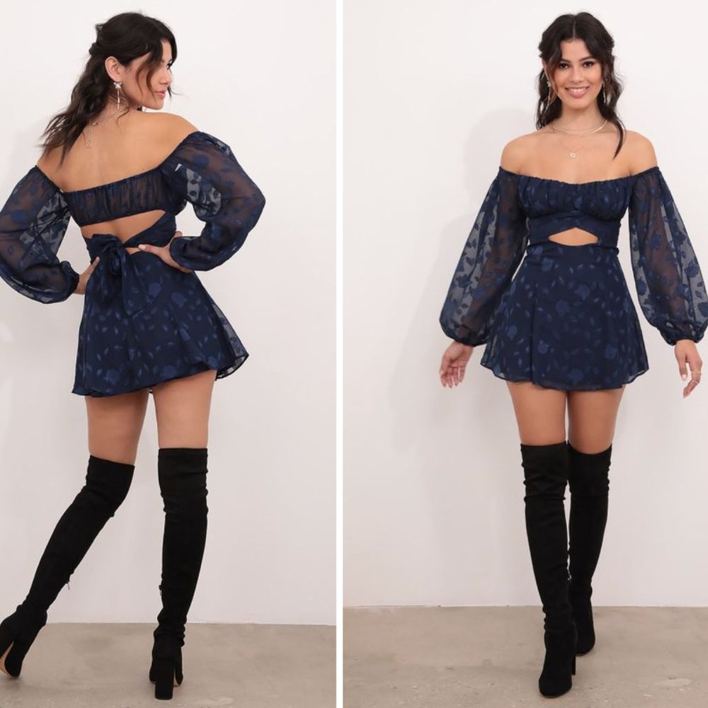 Lucy in the Sky - Sadie Off The Shoulder Dress in Navy Floral (NWT)